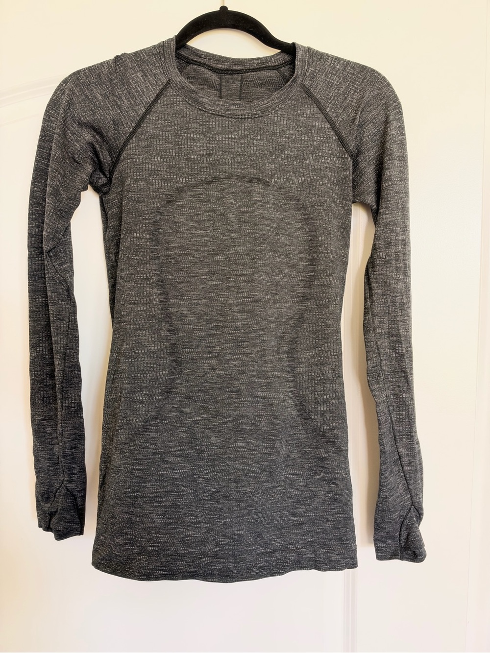 Lululemon long sleeve swiftly tech - dark heathered gray